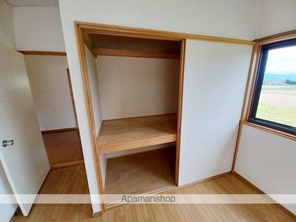 長野県安曇野市三郷明盛[4LDK/110m2]の収納