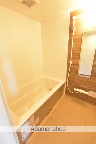 パークカーサ福住の内装写真