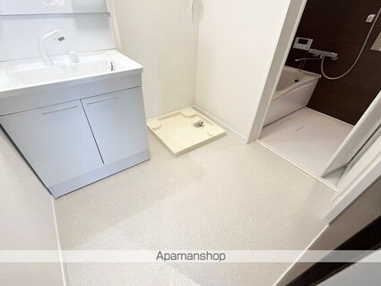 エトワール下坂浜Ａ[1LDK/44.83m2]の洗面所