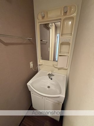 ソルヴェール舟入本町[1R/33.78m2]の洗面所