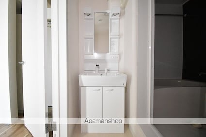 ＴＲＯＩＳ五輪[1K/26.61m2]の洗面所