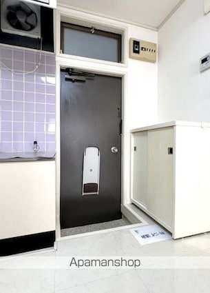 ホワイトハイムタナカ[2DK/36.7m2]の玄関