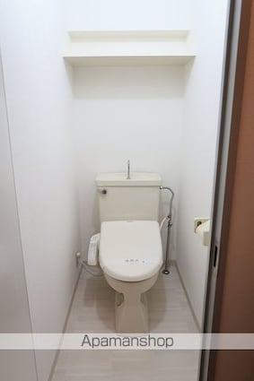 アゼリア明大前[2DK/43.2m2]のトイレ