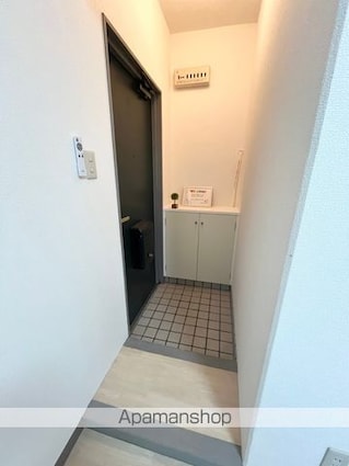 和歌山県和歌山市本町８丁目[2DK/39.29m2]の玄関