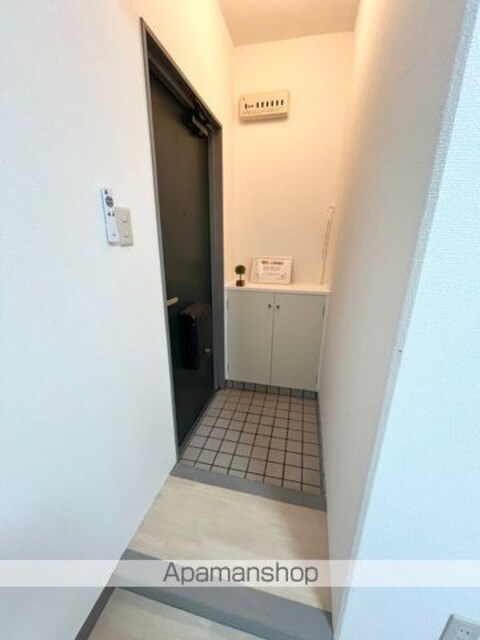 マンション本町[2DK/39.29m2]の玄関