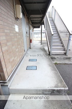 メゾンドヴェール　Ｂ[1K/30.39m2]のエントランス