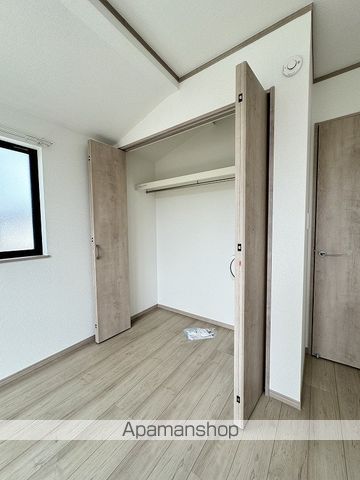 武蔵村山市 2階建 築3年の内装写真