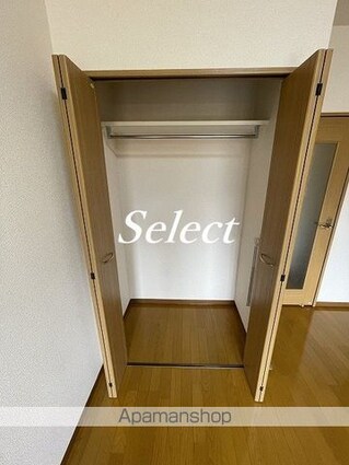 神奈川県横浜市中区弥生町１丁目[1K/29.1m2]の収納