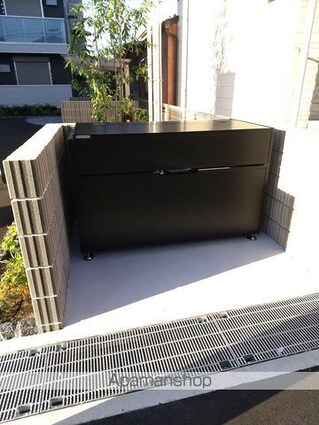 ＤーＲＯＯＭ尾崎丁[2LDK/64.72m2]の共用部1