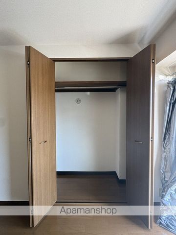 グランエピ西長住の内装写真