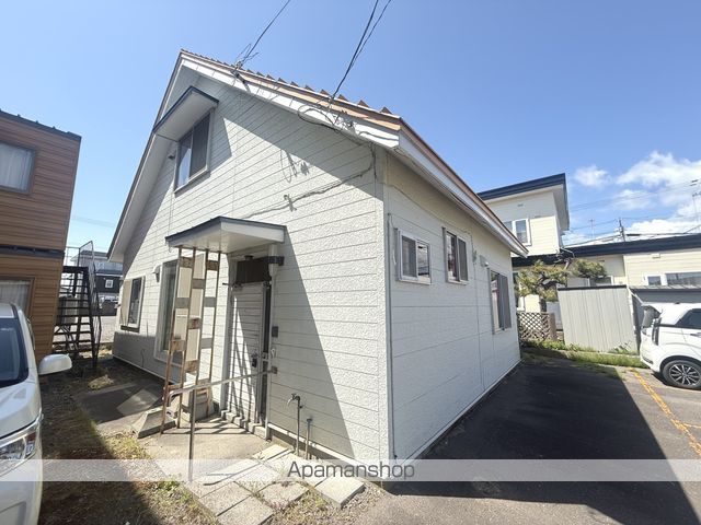 富岡町3丁目2番貸家の外観写真