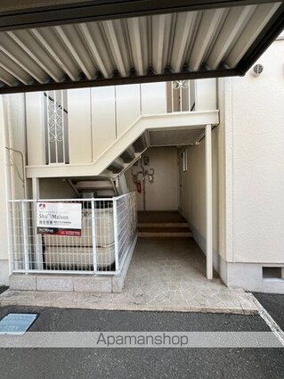 和歌山県和歌山市南片原１丁目[2DK/39.87m2]のエントランス1