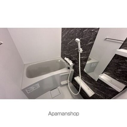 Ｖｅｌｏ　ＪＩＹＵＧＡＯＫＡ（ヴェロジユガオカ）[1R/20.06m2]のバス