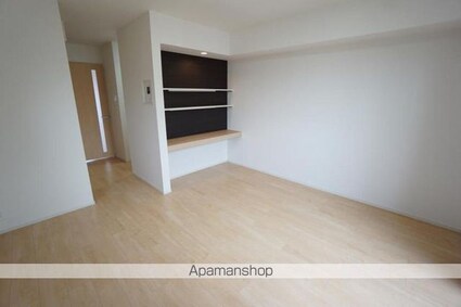 コンフォーティアＫＯＵＭＥ　４[1R/30m2]のリビング・居間