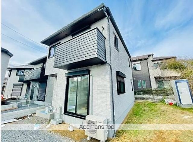 カーサ・フェリーチェ国立泉Ｄ号棟[3LDK/92.75m2]の外観2