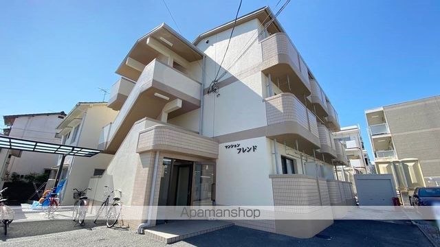 マンションフレンドの外観写真