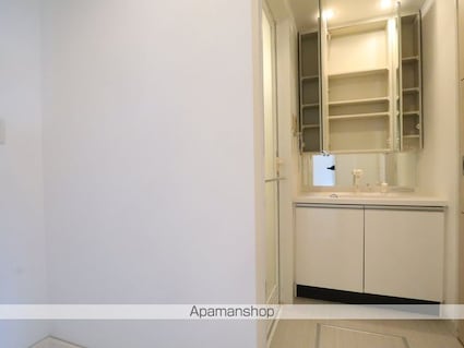 ステラートシティ桜山[3LDK/72.51m2]の洗面所