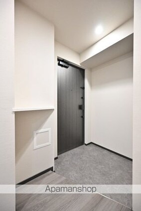 東京都目黒区東山２丁目[1K/26.27m2]の玄関