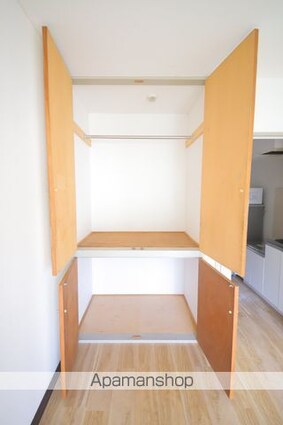 サンヒルズ大塚[1R/18.76m2]の収納
