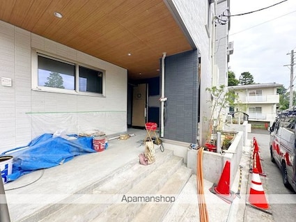 グラナーデ目白御留山[3DK/54.65m2]のエントランス