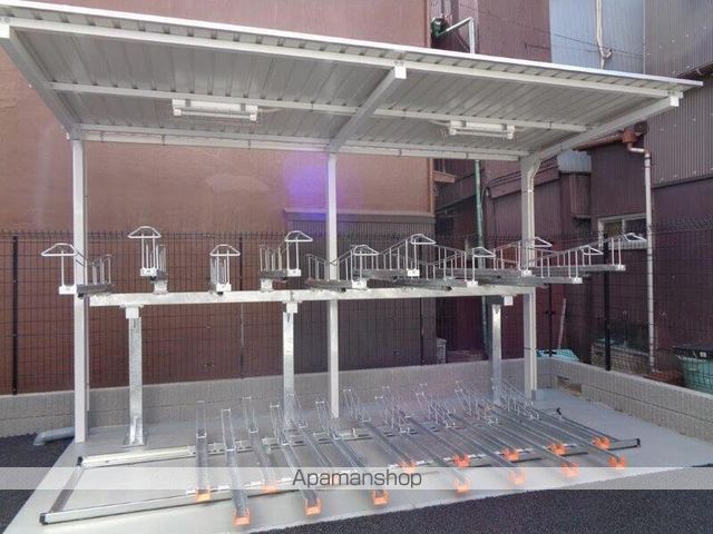 ジェノヴィア三ノ輪スカイガーデン[2LDK/53.4m2]の共用部1