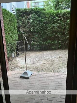 ファミールスクエア中野坂上[1SLDK/66.64m2]のバルコニー