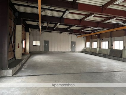 高木中央Ｋ倉庫[店舗/1065.41m2]の内装3