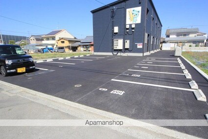 ＨＹＯ－ＤＯＲＵ東長戸[1DK/32m2]の駐車場