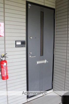 ル・グランⅣ（キャトル）[3LDK/70.43m2]の玄関