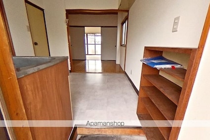 中越コーポ[2K/33.83m2]の玄関