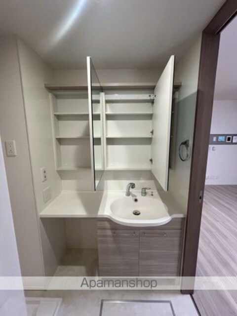 東京都中野区松が丘２丁目[3LDK/59.02m2]の洗面所