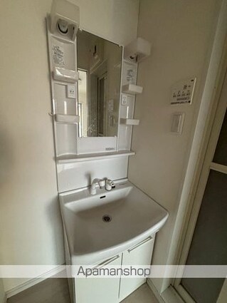 千葉県千葉市中央区本町１丁目[1DK/25.35m2]の洗面所