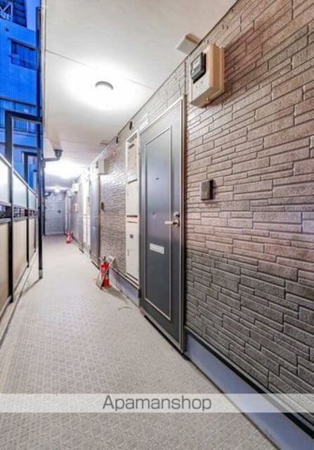 東京都新宿区河田町[1K/15.12m2]の共用部