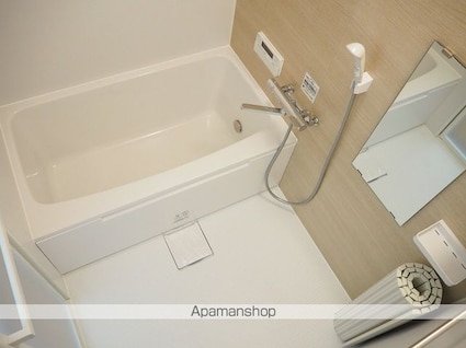 グランドマンション国母[2LDK/68.41m2]のバス