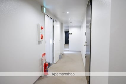 植木ビル[1K/25m2]のロビー