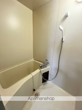 和歌山県和歌山市本町８丁目[2DK/39.29m2]のバス