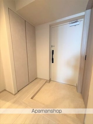 ラグゼナ八王子寺町[2SLDK/67.45m2]の玄関