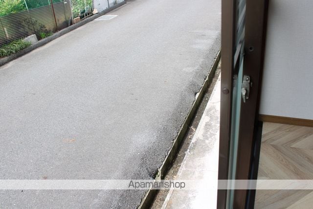 福塩線 神辺駅 徒歩15分 2階建 築40年の内装写真
