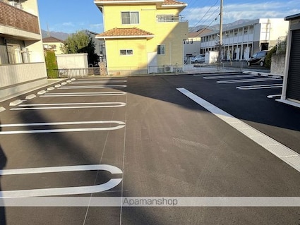 ＣｏｕＲ１８高宮Ｅ[1LDK/41.94m2]の駐車場