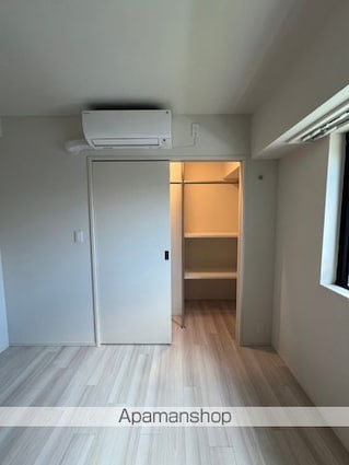 東京都新宿区百人町３丁目[2LDK/60.08m2]の収納