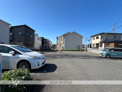 ノース　リバー[2LDK/57.02m2]の駐車場4