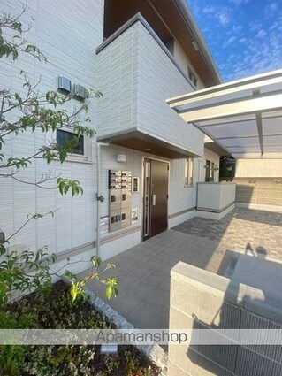 ＤーＲＯＯＭ　Ｗ・Ｈ（ディールームダブリューエイチ）[1LDK/44.53m2]のエントランス