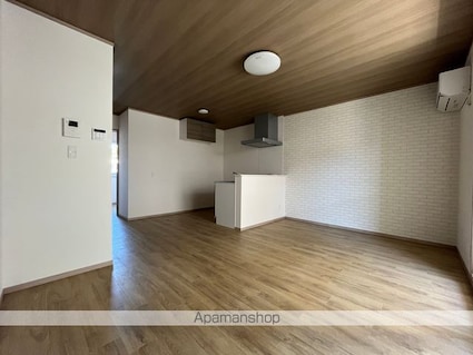 滋賀県甲賀市甲南町深川市場[1LDK/44.72m2]のリビング・居間