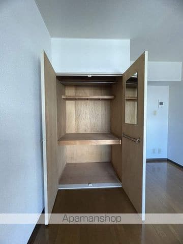 カルティエ城北通りの内装写真