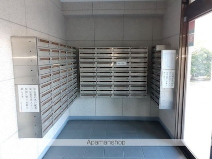 長野県松本市野溝木工１丁目[3LDK/67.6m2]の共用部2