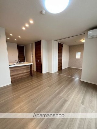 滋賀県守山市二町町[2LDK/64.75m2]の内装9