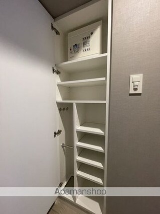 ライトハウス大塚[1K/25.79m2]の玄関