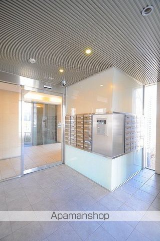 エスティメゾン八潮の玄関写真