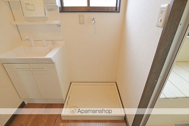 郡山市 2階建 築39年の内装写真