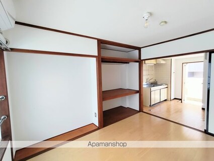 カルチェラタン・アパートメント[1K/20m2]のリビング・居間
